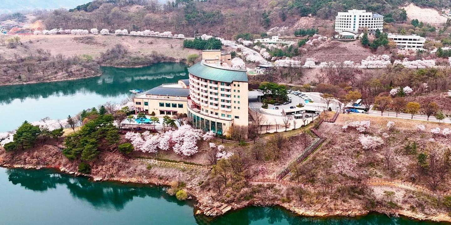 Cheongpung Resort Jecheon Exteriör bild